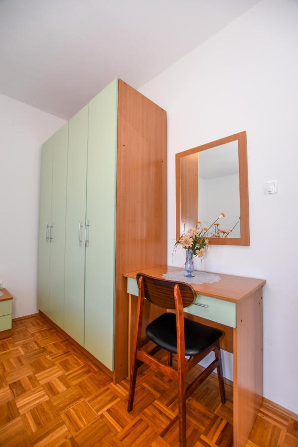Apartmani Marija Ljubica Đảo Pag Ngoại thất bức ảnh