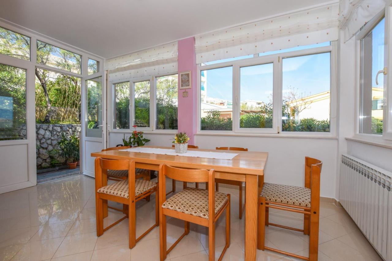Apartmani Marija Ljubica Đảo Pag Ngoại thất bức ảnh
