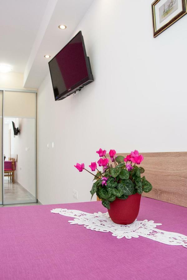Apartmani Marija Ljubica Đảo Pag Ngoại thất bức ảnh
